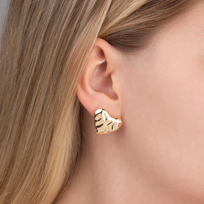 Amora Heart Earrings CHIC In Brazil