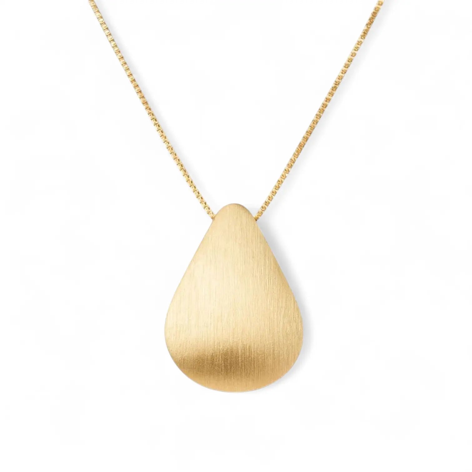 Embrace Pendant Necklace CHIC In Brazil